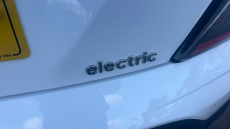 Hyundai KONA 100kW Premium 39kWh 5dr Auto Electric Hatchback
